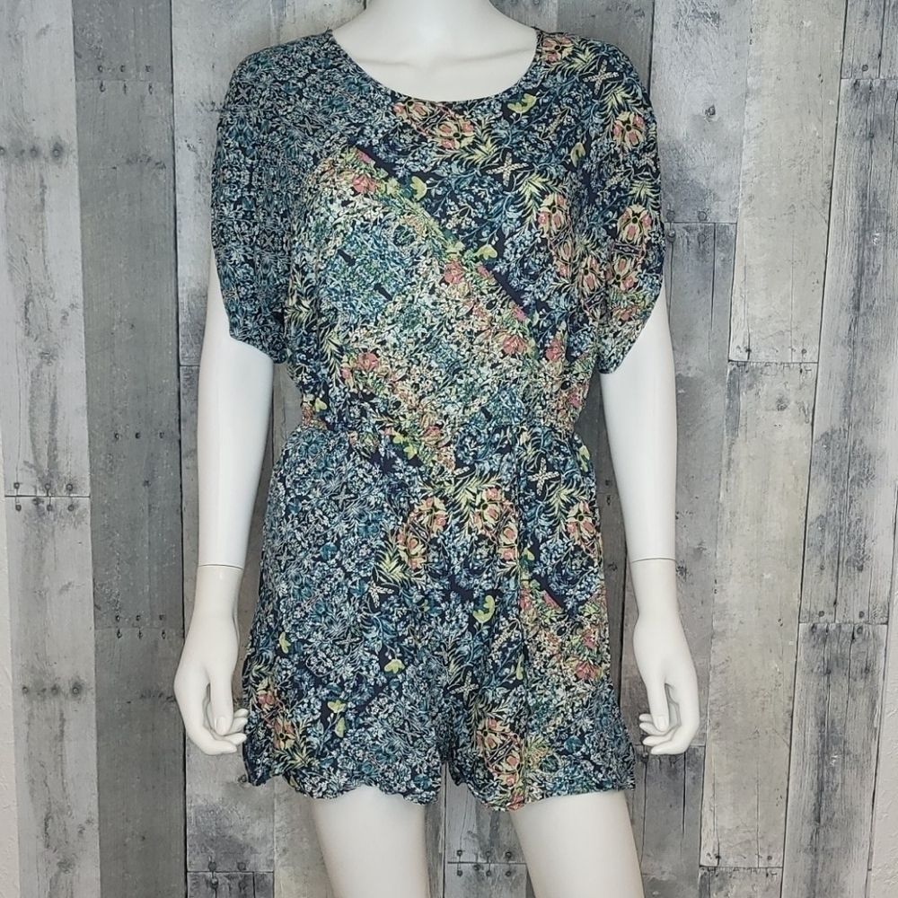 Bcbgeneration Floral Multi Romper - image 2